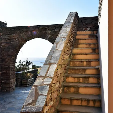 Prázdninový dům Family With A Fantastic Sea View, 5 Minutes From The Beaches Koundouros