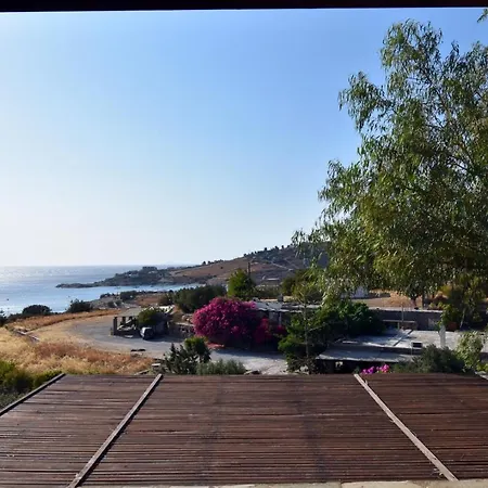 Family With A Fantastic Sea View, 5 Minutes From The Beaches 度假居 Koundouros